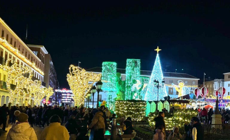 Torrejón inaugura la Plaza de los Guachis y llena de magia el arranque de las Navidades