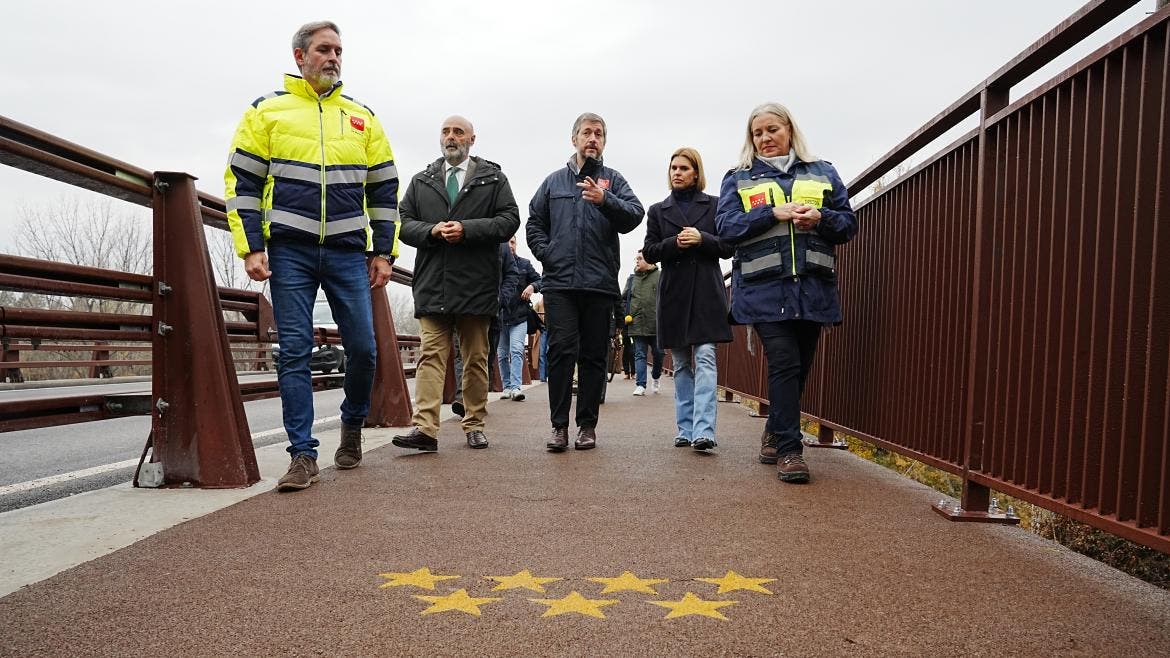 Inauguración del nuevo puente de Zulema en Alcalá de Henares con pasarela peatonal.
