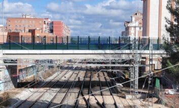El nuevo paso superior de Luis Astrana Marín en Alcalá de Henares abre al tráfico el martes 23