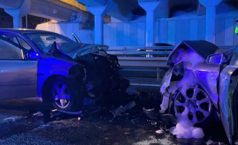 Tres heridos, uno grave, en la M-607 en un accidente provocado por un coche que circulaba en sentido contrario