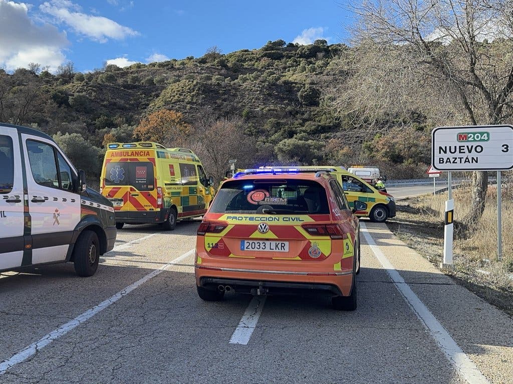 Muy grave un motorista de 66 años tras sufrir un accidente en la M-204 en Villar del Olmo