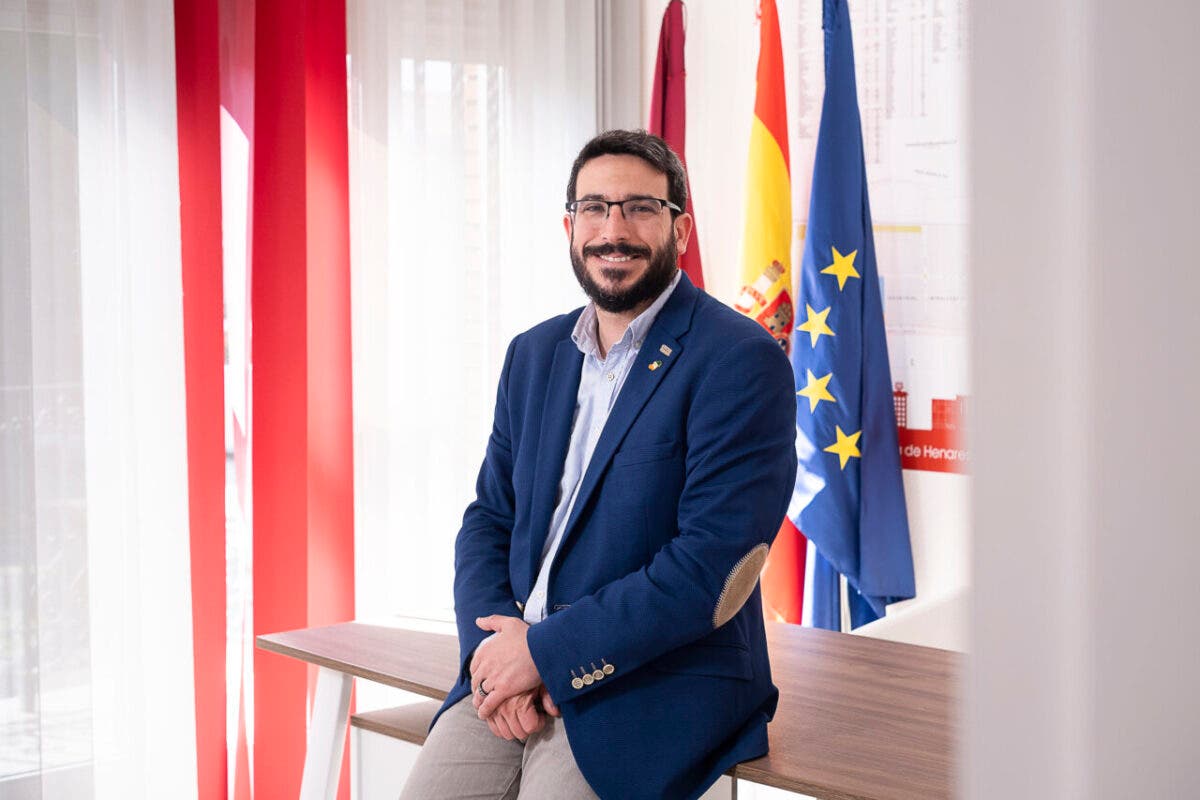 El alcalde de Azuqueca se reincorpora a su cargo tras dos meses de baja médica