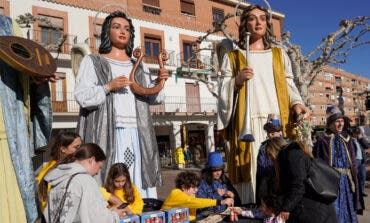 El ángel Raguel vuelve este viernes a Torrejón para recoger los chupetes de los niños y llevárselos a los Reyes Magos