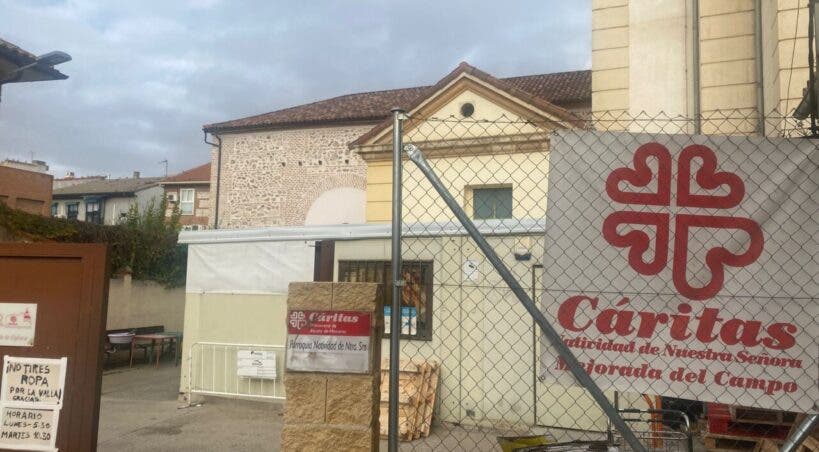 Cáritas denuncia que 500 vecinos de Mejorada del Campo podrían quedarse sin ayuda: «Nos quieren echar sin ninguna alternativa»