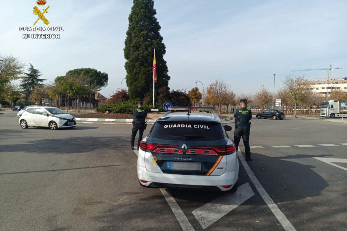 Cuatro detenidas de un clan familiar por robar productos gourmet y aceite en un supermercado de Azuqueca