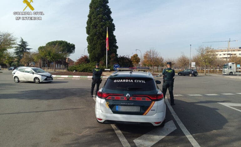 Cuatro detenidas de un clan familiar por robar productos gourmet y aceite en un supermercado de Azuqueca