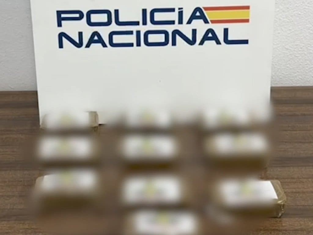 Detenido en Torrejón de Ardoz con un kilo de hachís oculto en el coche