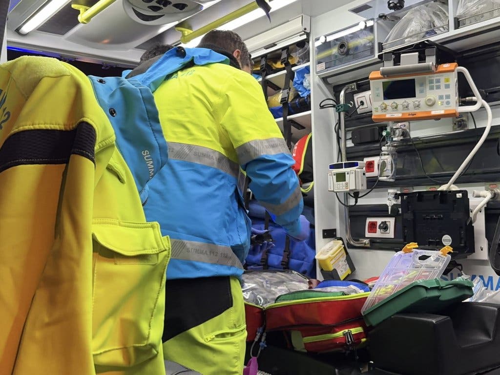 Herido grave un hombre tras caer desde cuatro metros de altura en un restaurante de Pozuelo