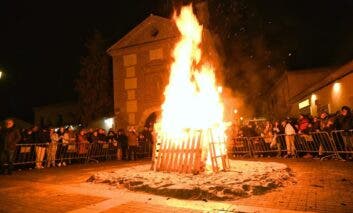 La hoguera de Santa Lucía y decenas de actividades llenan la Navidad de Alcalá de Henares este fin de semana