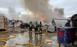 Un incendio arrasa varias chabolas en un asentamiento de Fuencarral