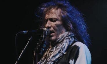 Muere a los 63 años Robe Iniesta, líder de Extremoduro