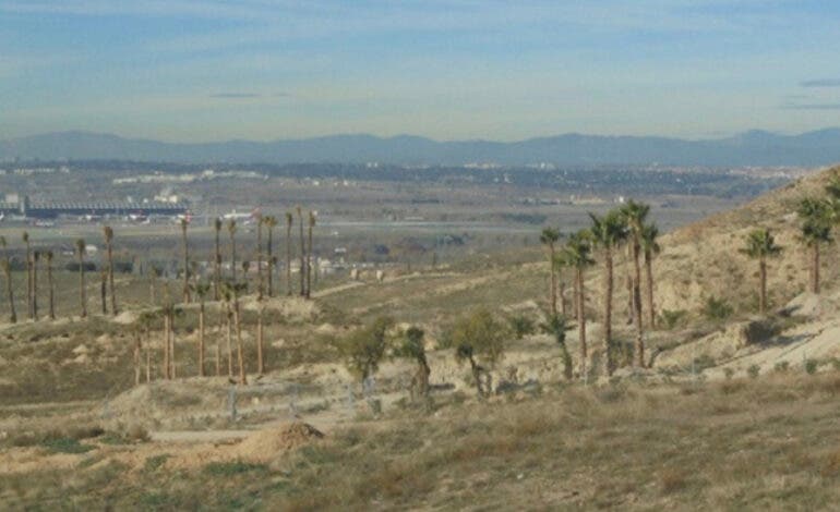 Ecologistas denuncian que un particular se ha apropiado de parcelas municipales en Paracuellos «ante la inacción del Ayuntamiento»