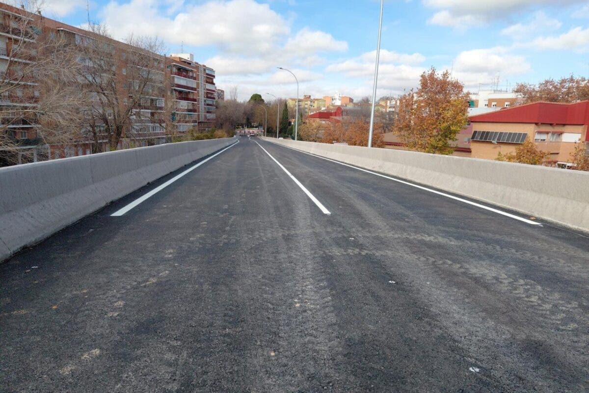 Reabre el puente de Daganzo en Alcalá de Henares con la pasarela peatonal aún sin terminar