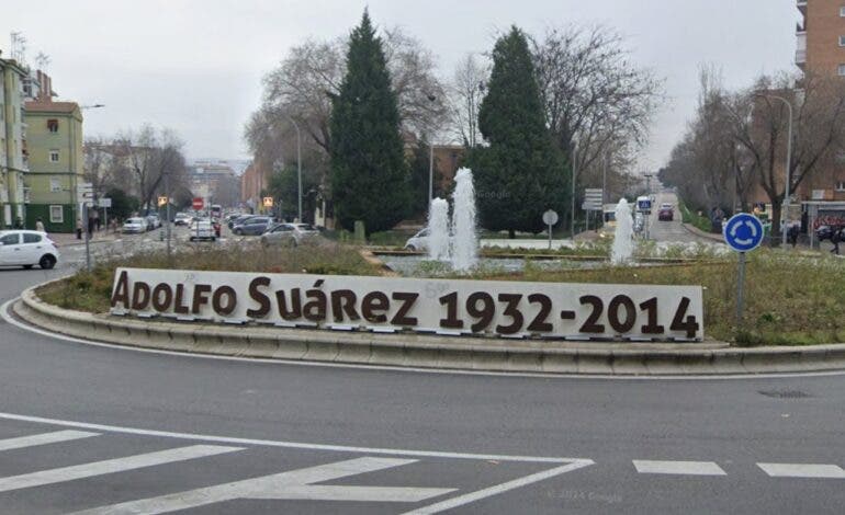 Podemos pide retirar el nombre de Adolfo Suárez de una glorieta en Alcalá de Henares