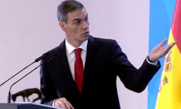 Sánchez promete aguantar la legislatura pese al «fango» y defiende la respuesta del PSOE ante los casos de acoso y corrupción