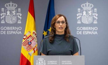 Los sindicatos de la sanidad pública se rebelan contra Mónica García y convocan una huelga indefinida en toda España