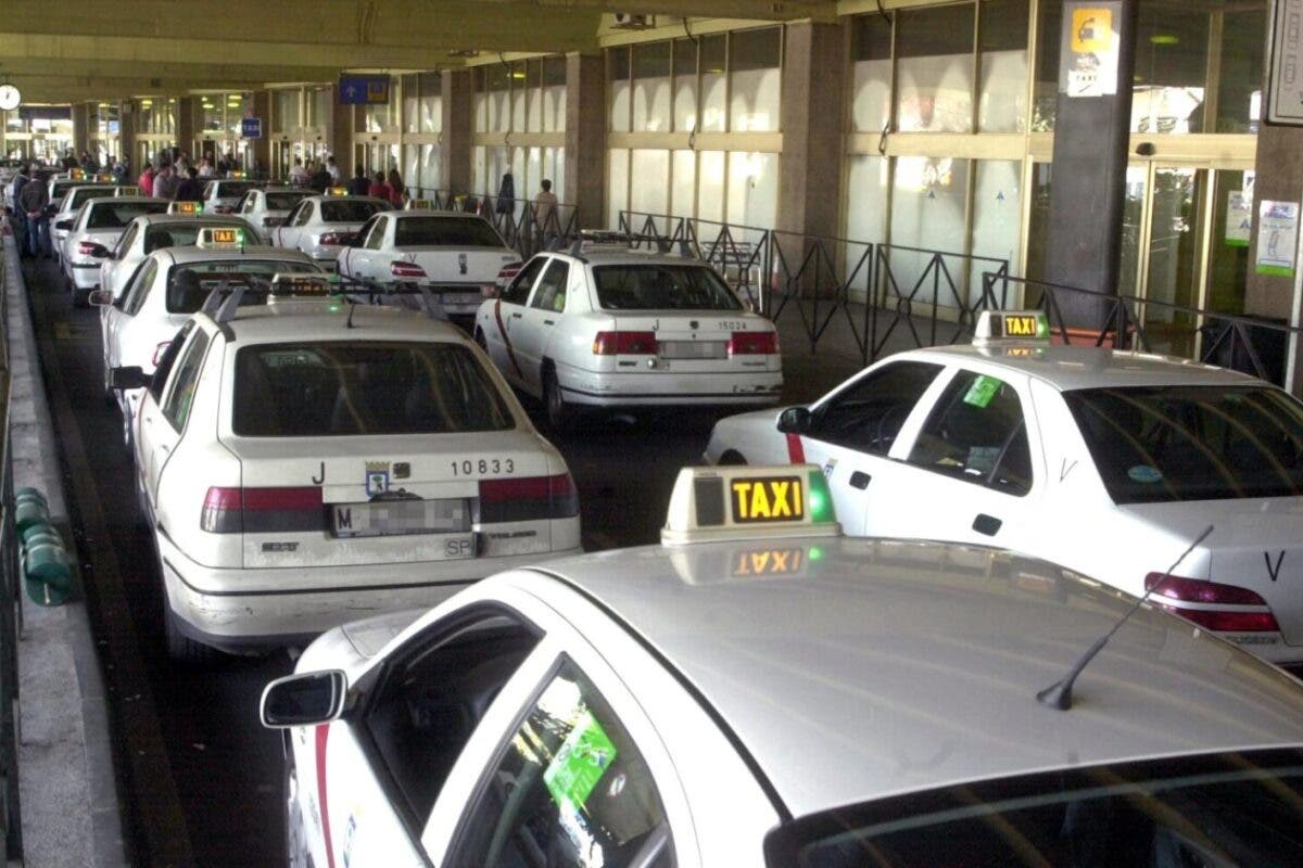 Madrid actualiza las tarifas para el taxi con una subida de 2,36 % para 2026