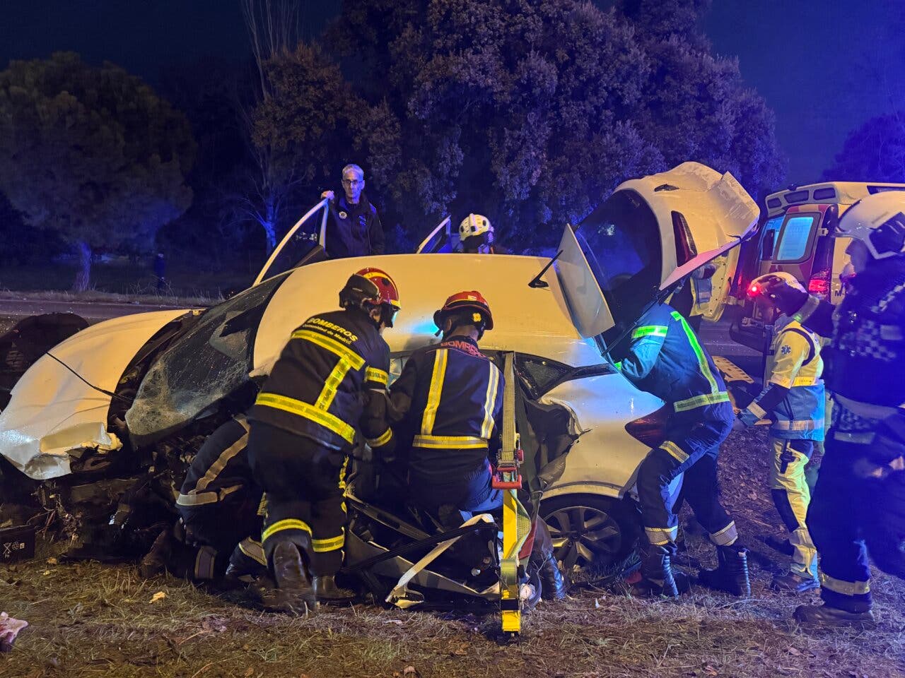 Un herido grave en accidente entre un autobús y un turismo en Pozuelo de Alarcón