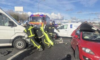 Ocho heridos, dos potencialmente graves, en un accidente múltiple en la A-42