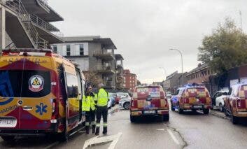 Muy grave una mujer de 85 años tras ser atropellada por un coche que circulaba marcha atrás en San Blas