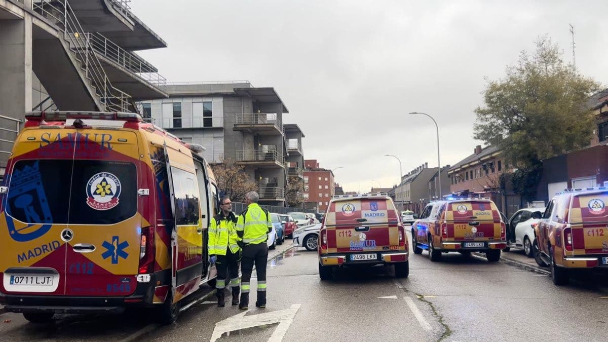 Muy grave una mujer de 85 años tras ser atropellada por un coche que circulaba marcha atrás en San Blas