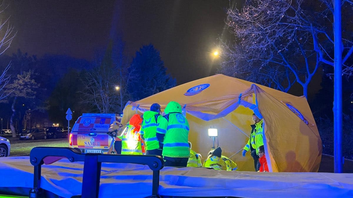 En estado crítico un hombre de 60 años tras ser atropellado por un taxi en San Blas