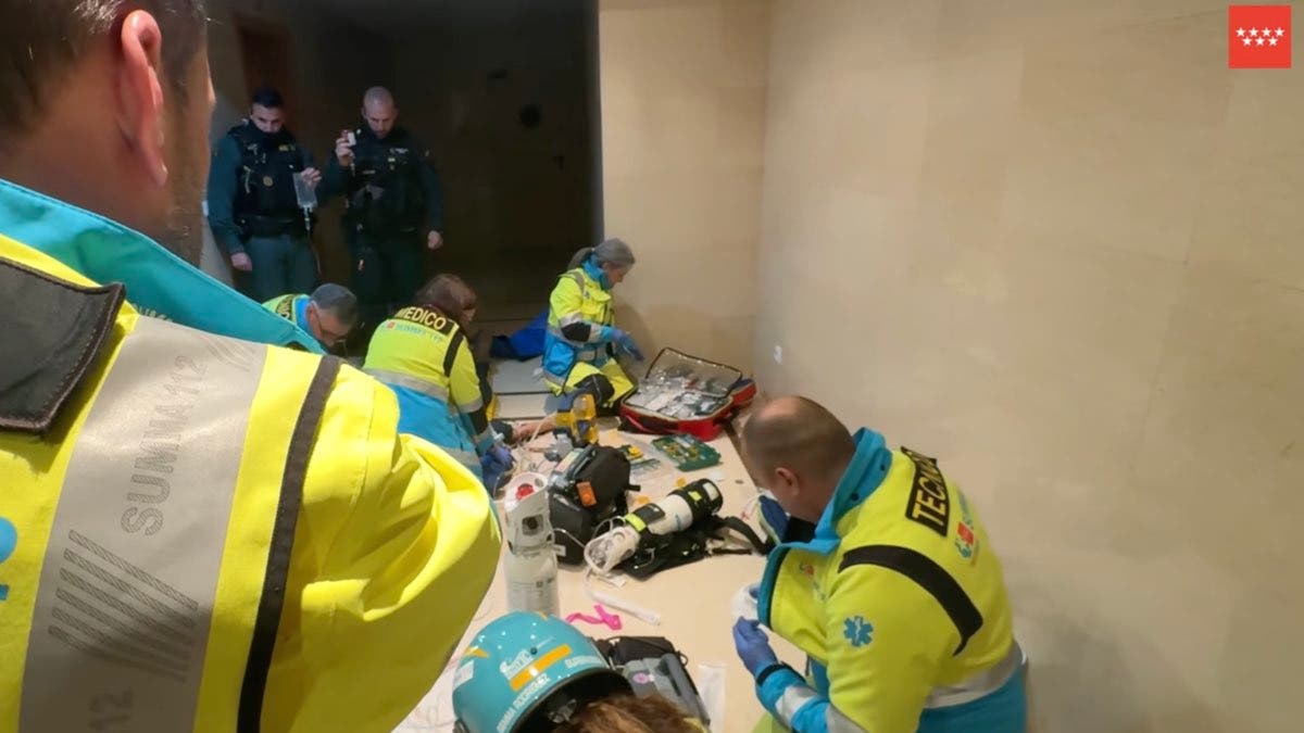 Muere el menor de 14 años que fue rescatado junto a su madre en el incendio de una vivienda en Boadilla