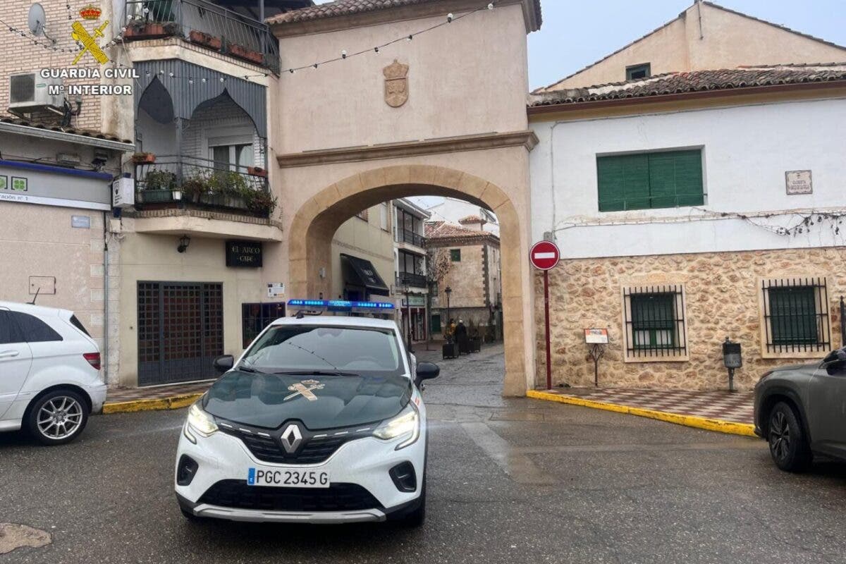 Detenido en Chiloeches por destrozar 23 coches aparcados en Mondéjar