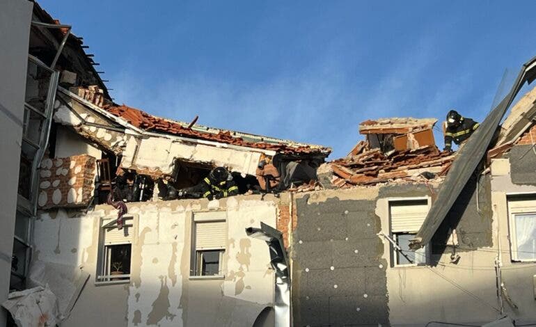 Muere una mujer mayor y nueve personas resultan heridas en una explosión de gas en Carabanchel