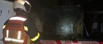 Un padre y sus dos hijos, heridos por quemaduras en el incendio de un garaje en Fresno de Torote