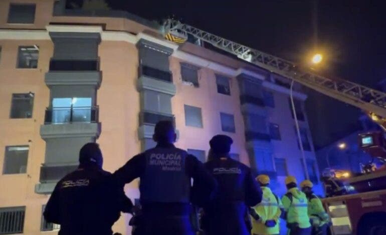 Mueren una mujer de 90 años y sus dos hijos en el incendio de su vivienda en Carabanchel