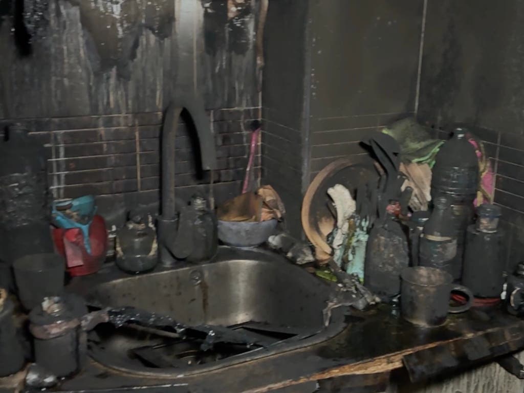 Un incendio en una vivienda de Majadahonda deja tres atendidos por inhalación de humo