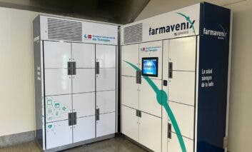 El Hospital de Torrejón estrena un nuevo locker de Farmacia para retirar medicación sin colas
