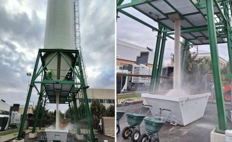 Torrejón reparte sal a los vecinos y activa el Plan Antinevadas ante la previsión de nieve