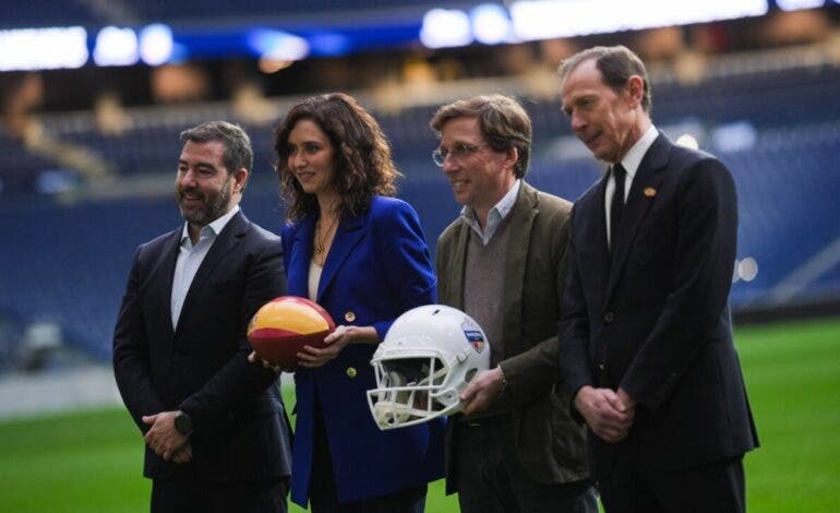 Ayuso celebra el regreso de la NFL a Madrid: partido este año en el Bernabéu y otro en 2027