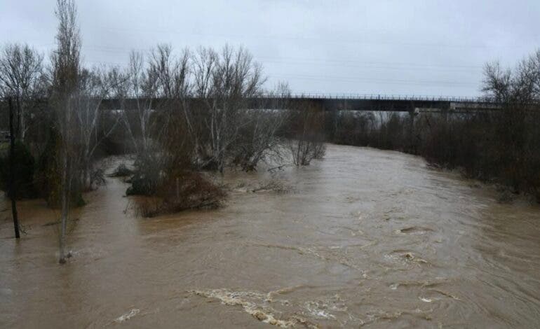 El Henares y el Jarama continúan en nivel rojo por riesgo de desbordamientos en Alcalá, San Fernando y Mejorada