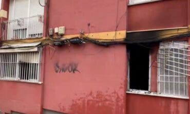 Dos heridos graves y once leves en un incendio en una vivienda de Latina