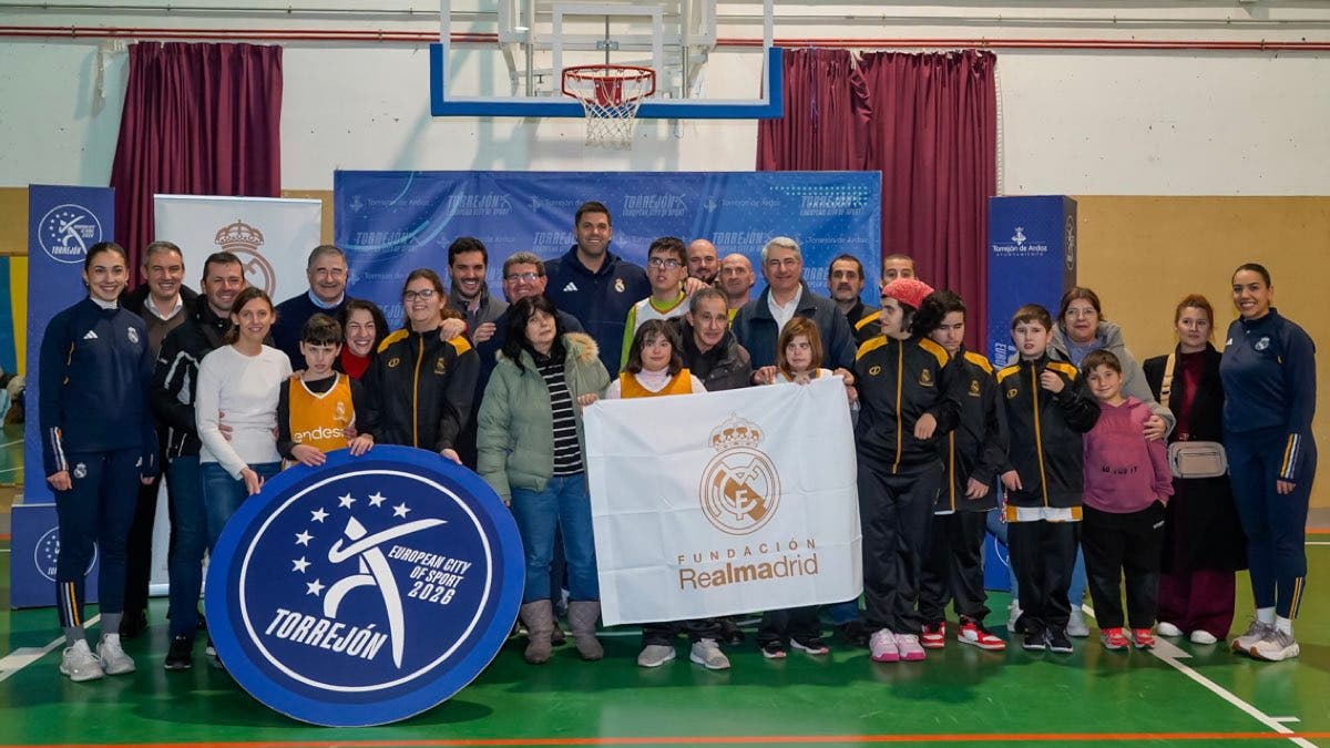 Torrejón estrena escuela de baloncesto adaptado de la mano de Felipe Reyes y la Fundación Real Madrid